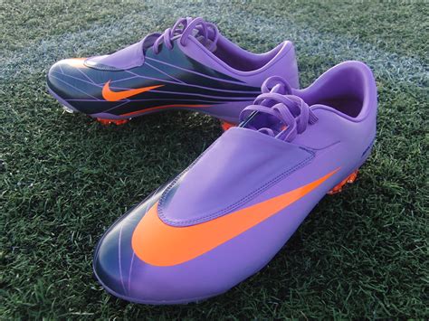 mercurial soccer shoes